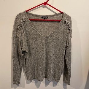 Express Vneck top. Xs on shoulders